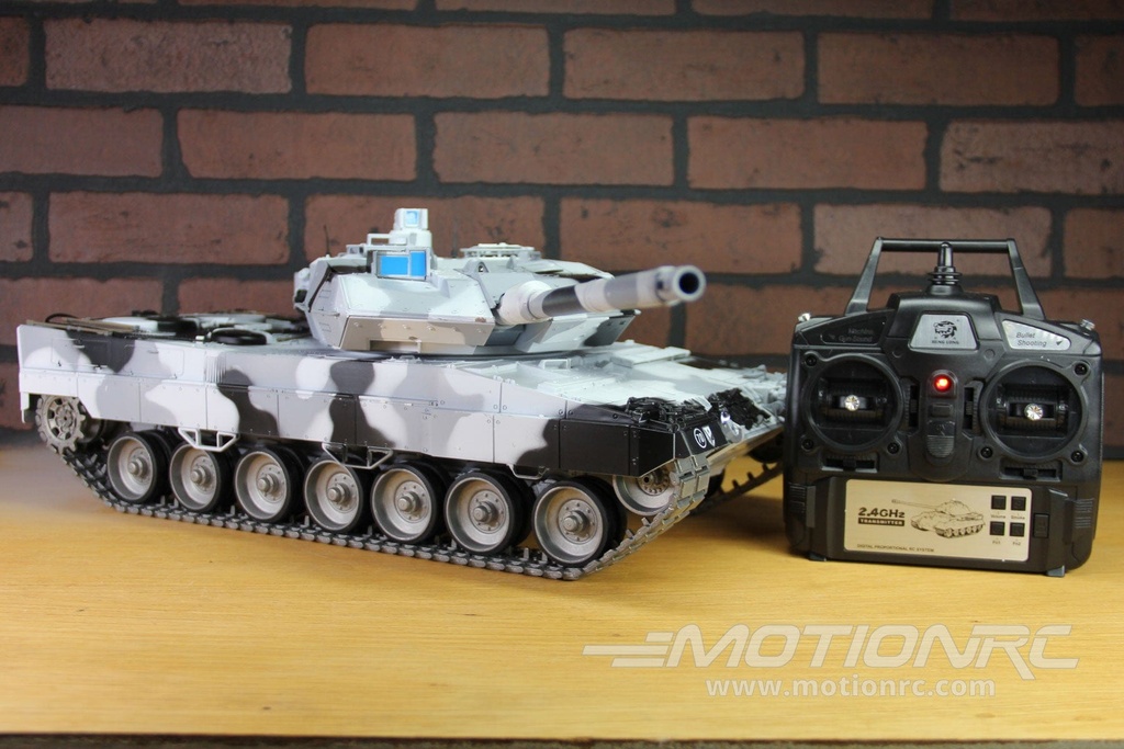 Heng Long German Leopard 2A6 Winter Camo Professional Edition 1/16 Scale Battle Tank - RTR HLG3889-004
