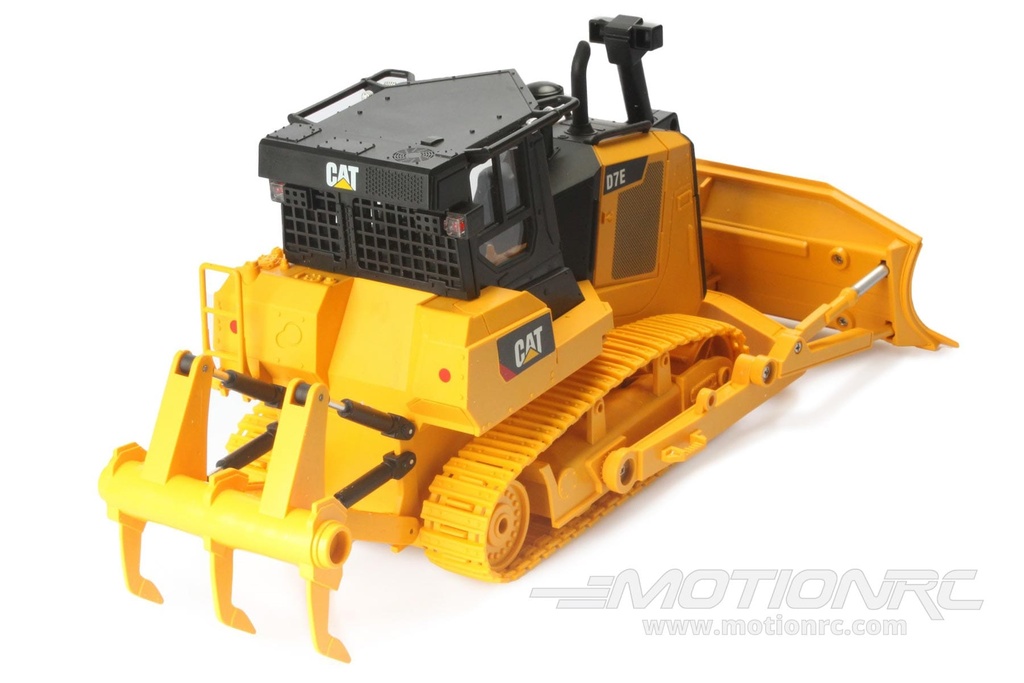 Diecast Masters 1/24 Scale Caterpillar D7E Tracked Bulldozer - RTR DCM25002