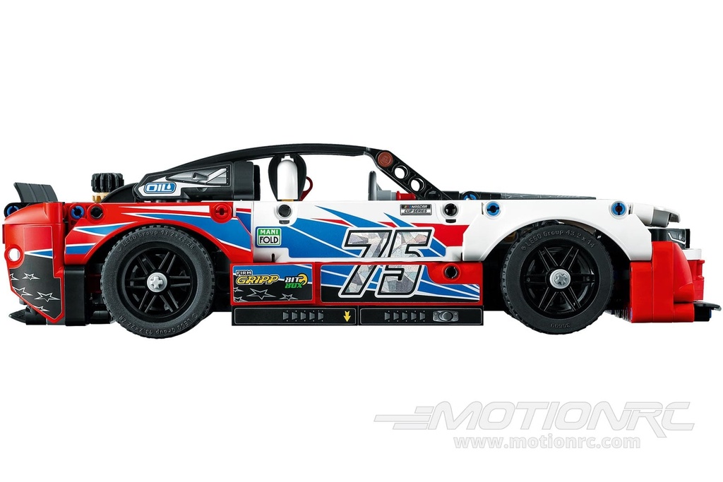 LEGO Technic NASCAR® Next Gen Chevrolet Camaro ZL1 42153