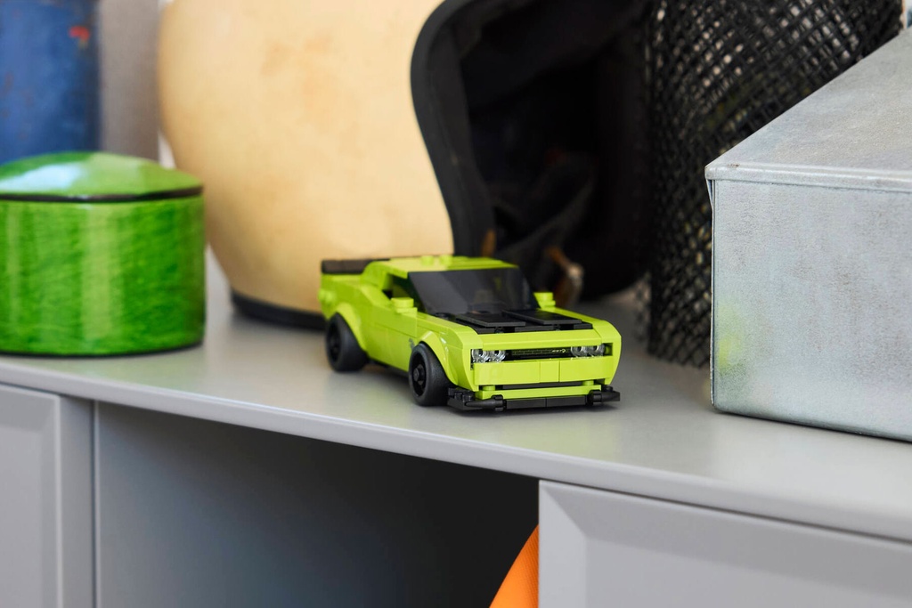 LEGO Speed Champions Dodge Challenger SRT Hellcat Sports