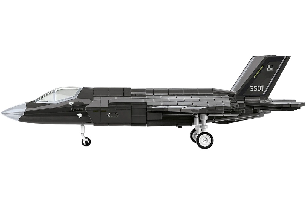 COBI F-35A Lightning II "Husarz" 1:48 Scale Building Block Set