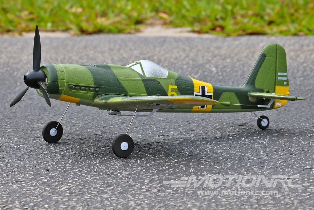 Skynetic Focke-Wulf FW190 D-9 EPP with Gyro 400mm (15.7") Wingspan - FTR SKY1062-002