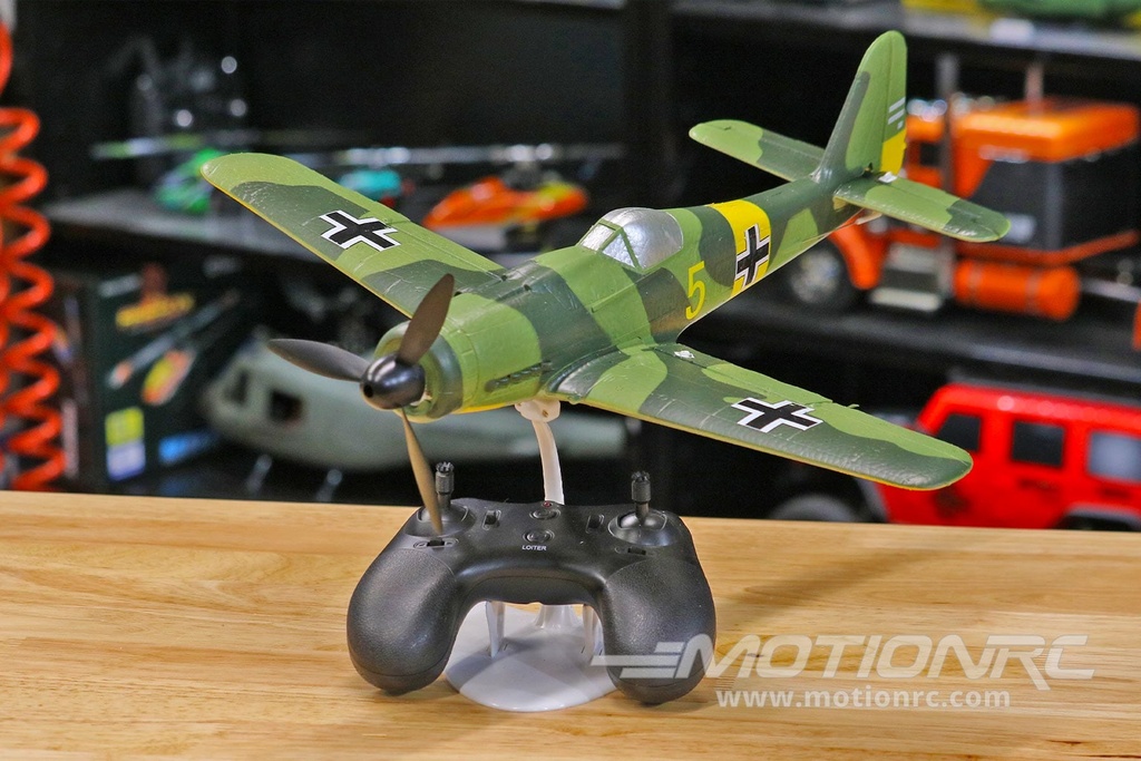 Skynetic Focke-Wulf FW190 D-9 EPP with Gyro 400mm (15.7") Wingspan - RTF SKY1062-001