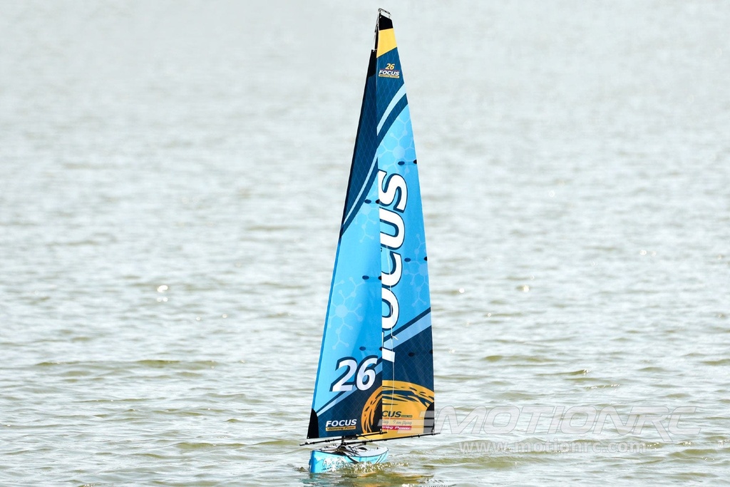 Bancroft Focus V3 Blue 995mm (39.2") Sailboat - RTR BNC1047-003