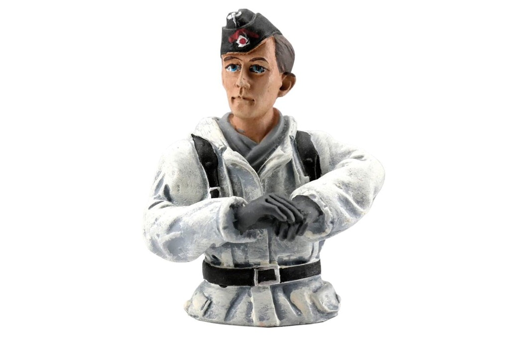 Torro 1/16 Scale Half-figure Tank Driver Winter Camouflage