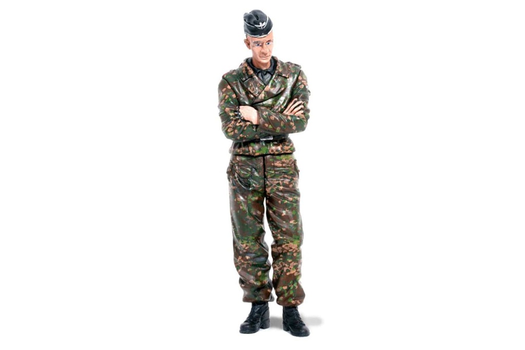 Torro 1/16 Scale Figure Shooter Standing