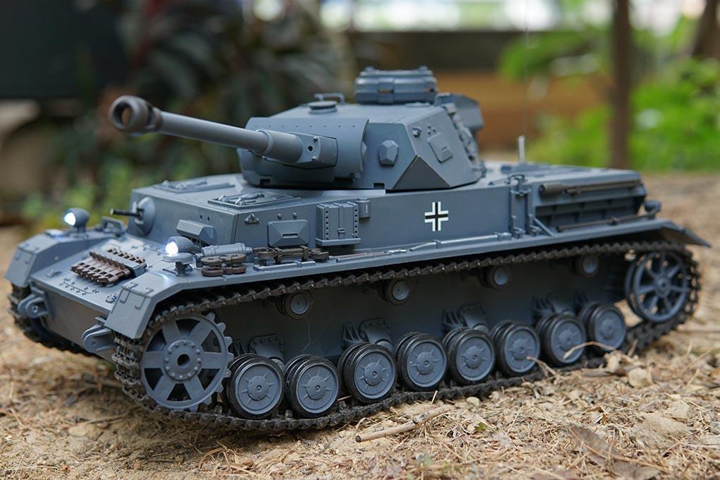 Heng Long German Panzer IV (F2 Type) Professional Edition 1/16 Scale Medium Tank - RTR - (OPEN BOX)