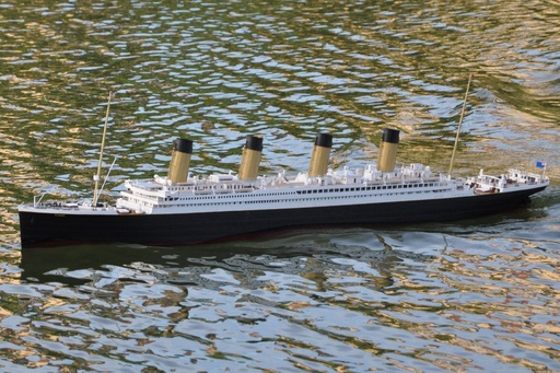 [BNC1058-003] Bancroft RMS Titanic 1/150 Scale 1800mm (70.2") British Liner - RTR