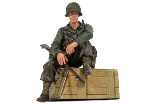[TOR222285125] Torro 1/16 Scale Figure U.S. Private 1st Class Infantry Sitting