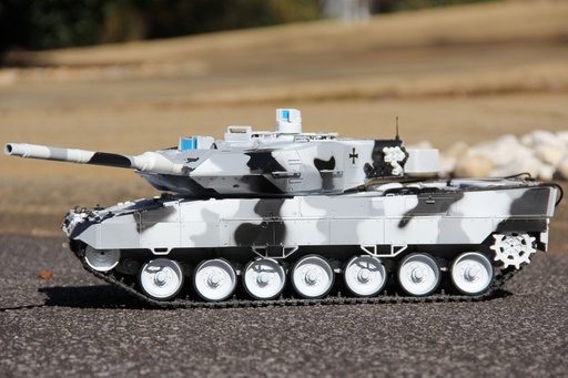 [HLG3889-003] Heng Long German Leopard 2A6 Winter Camo Upgrade Edition 1/16 Scale Battle Tank - RTR